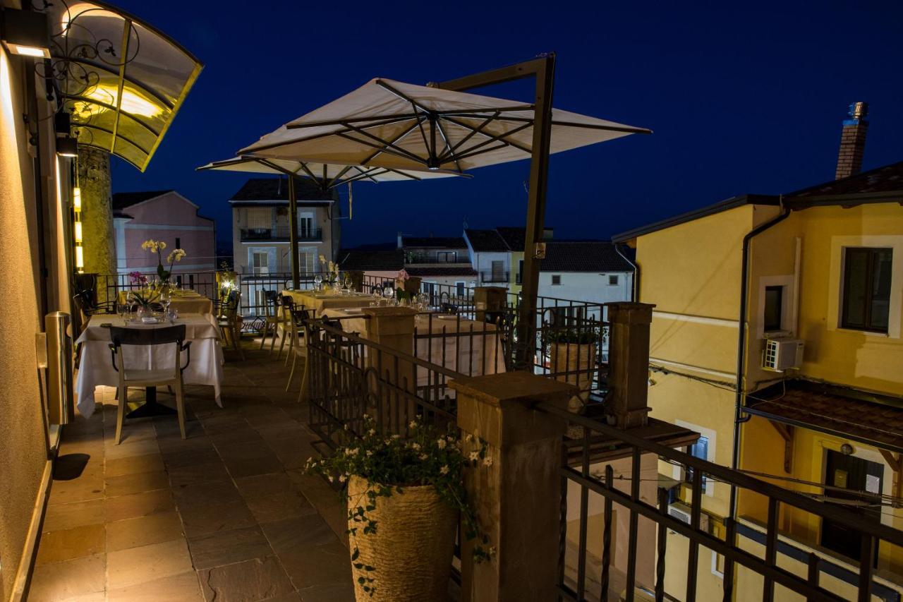 Hotel Palazzo Salerno Roggiano Gravina Εξωτερικό φωτογραφία