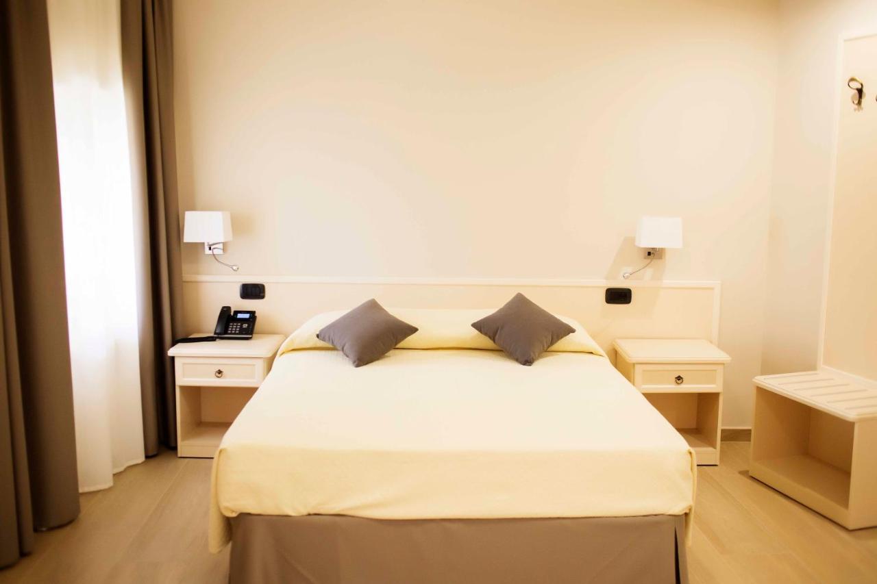 Hotel Palazzo Salerno Roggiano Gravina Εξωτερικό φωτογραφία